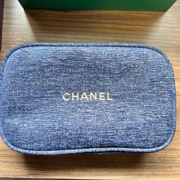 Authentic Chanel Beauty Makeup Bag - Picture 1 of 5